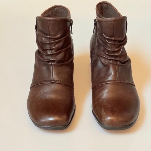 Women's Ankle Boots Earth Origins Mallory Brown Leather Booties Inside Zipper Ru - Picture 2 of 12